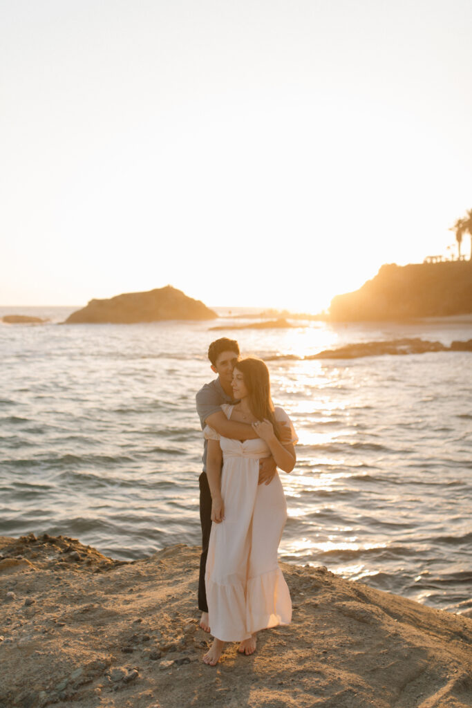 sunset engagement photos
