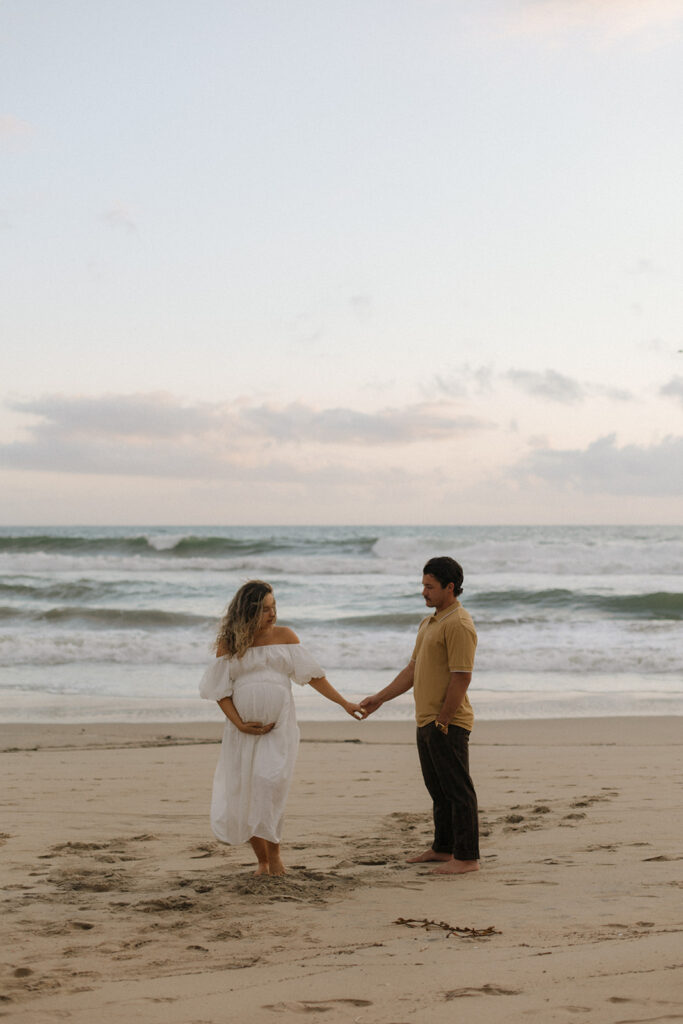 Beach Maternity Photos 